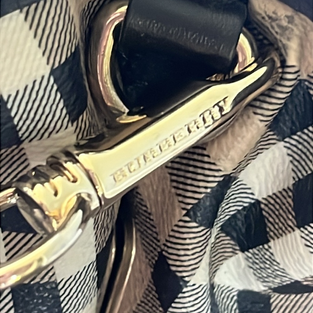 Burberry Shoulder and Crossbody Hobo Bag - Picture 5 of 11
